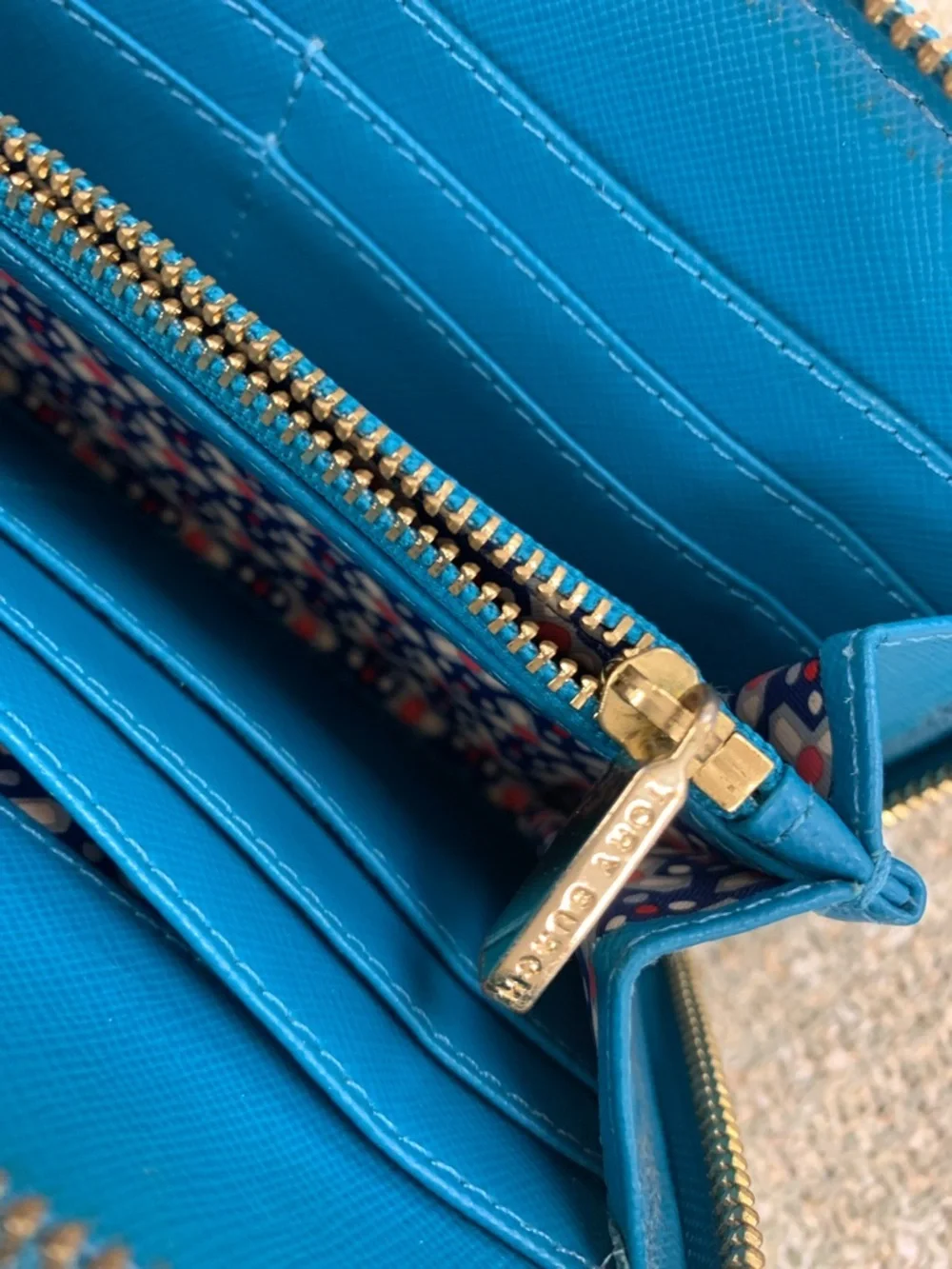 Tory Burch Teal Saffiano Zip Wallet with Gold Logo